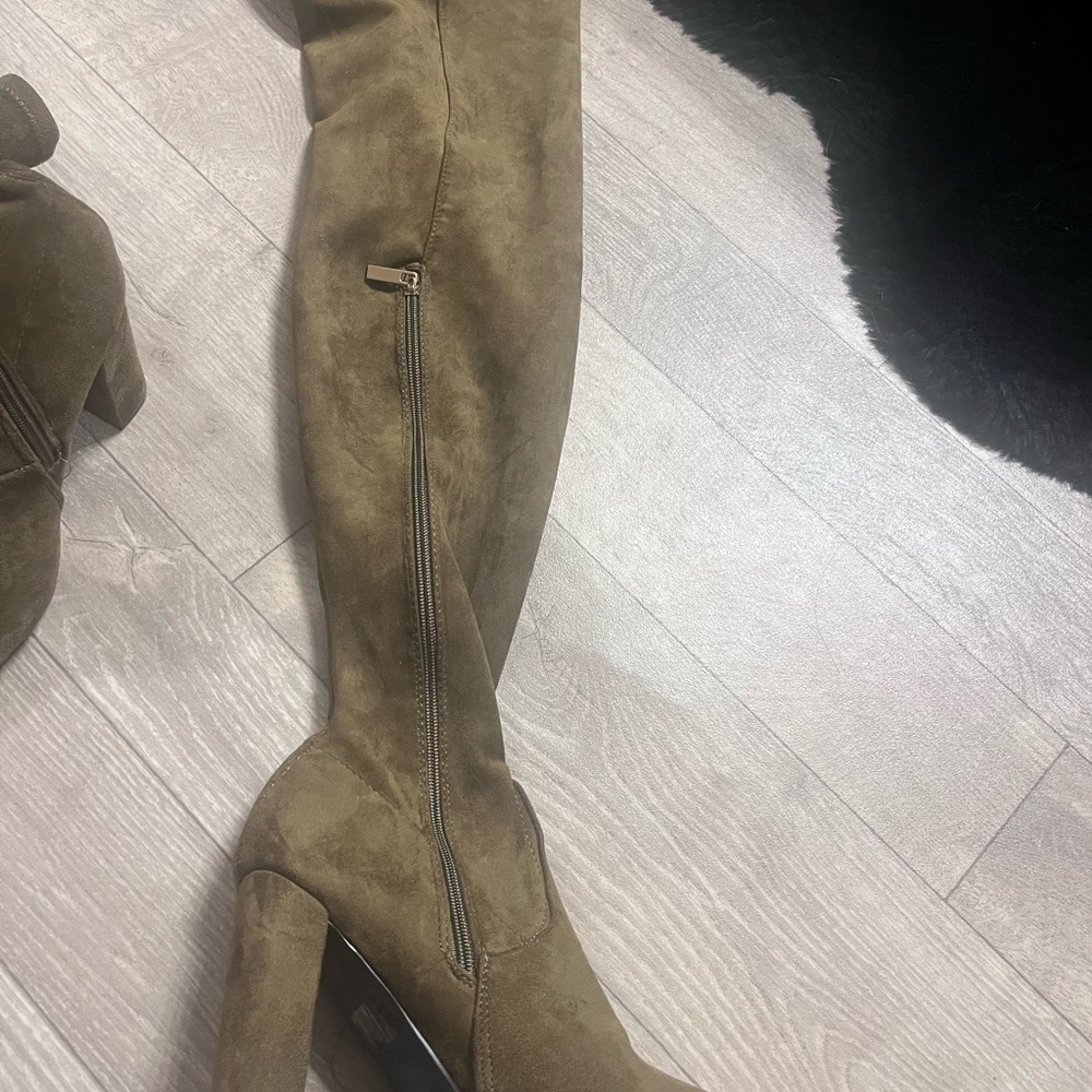 Rouge Helium Olive Over-the-Knee Boots